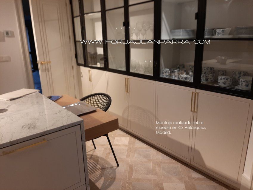 Puertas para muebles.